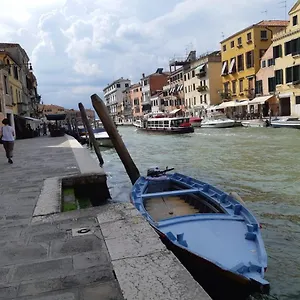 Calle Rielo Great Canal View , Venezia Italia